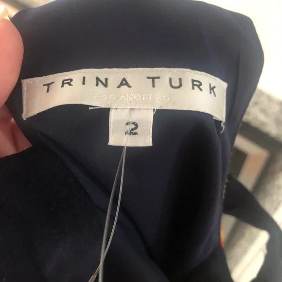 ⭕️ PRICE FIRM Trina Turk Floral Halter Dress with Bold Colors Size 2 - Picture 3 of 4